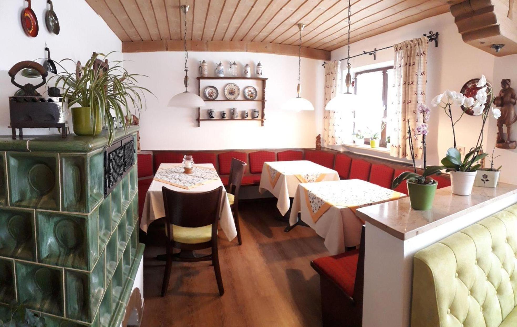 Ferienwohnung-Susanne-Im-Gaestehaus-Bergfrieden Bayersoien エクステリア 写真